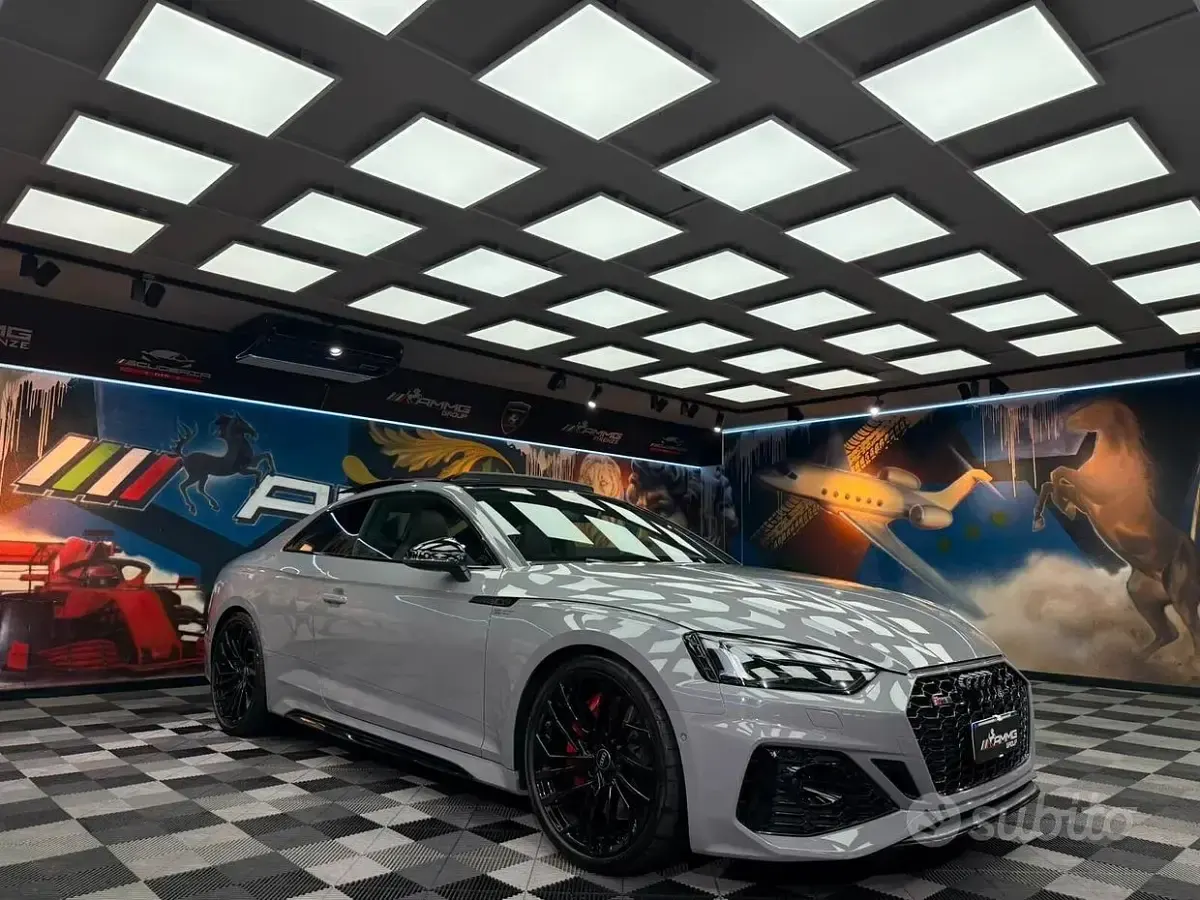 Usata Audi RS5 450 CV (330 kW) 2023 Grigio Coupé
