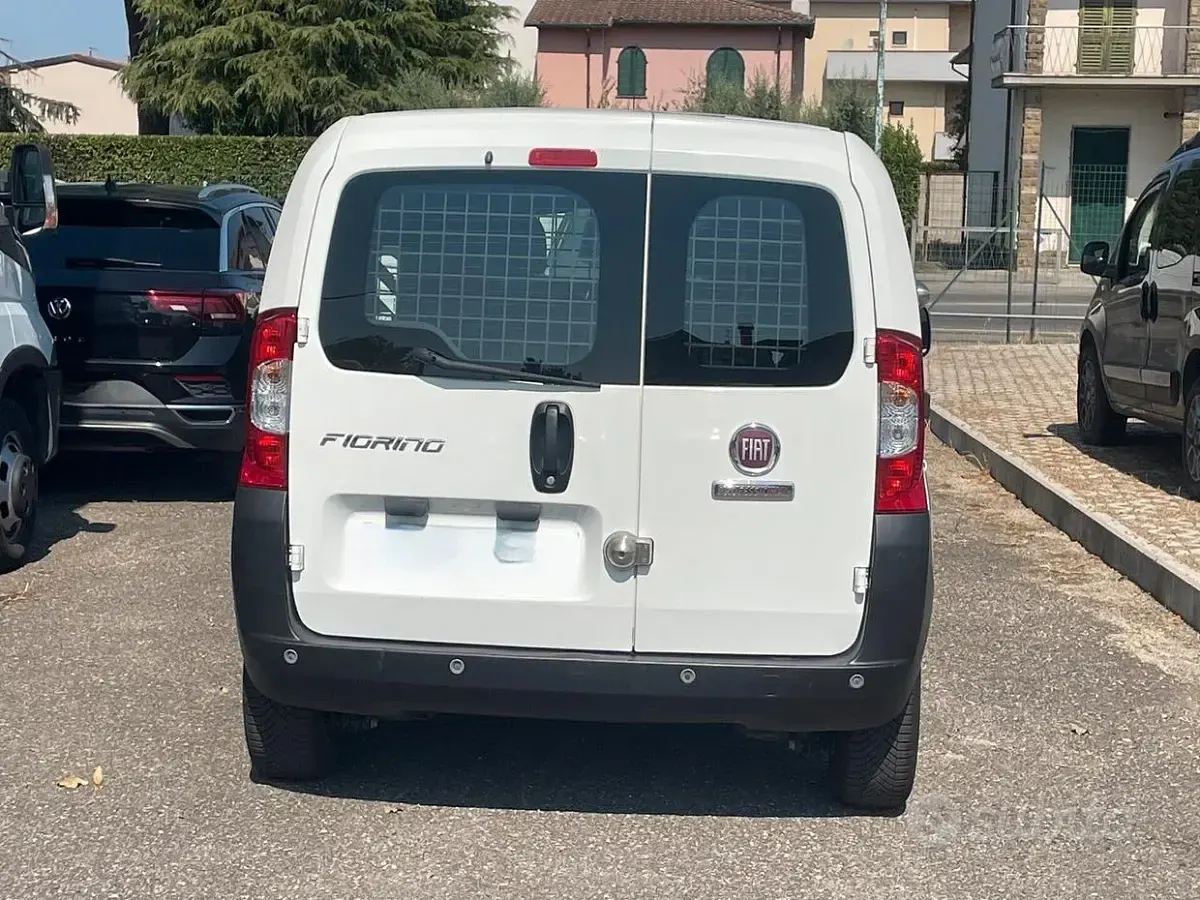 Usata Fiat Fiorino 80 CV (58 kW) 2022 Bianco Monovolume