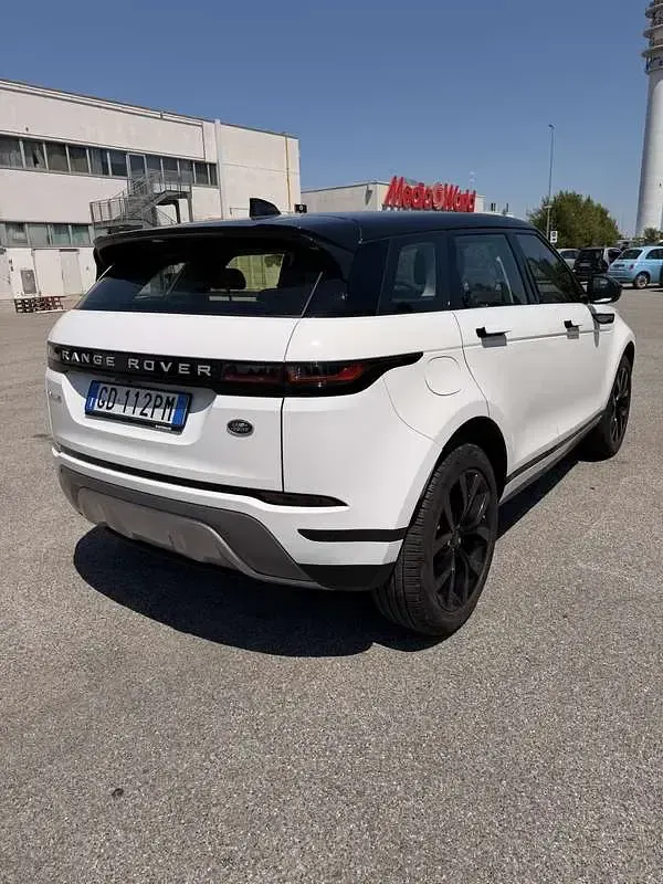 Usata Land Rover Range Rover evoque HSE Dynamic 179 CV (131 kW) 2021 Bianco SUV