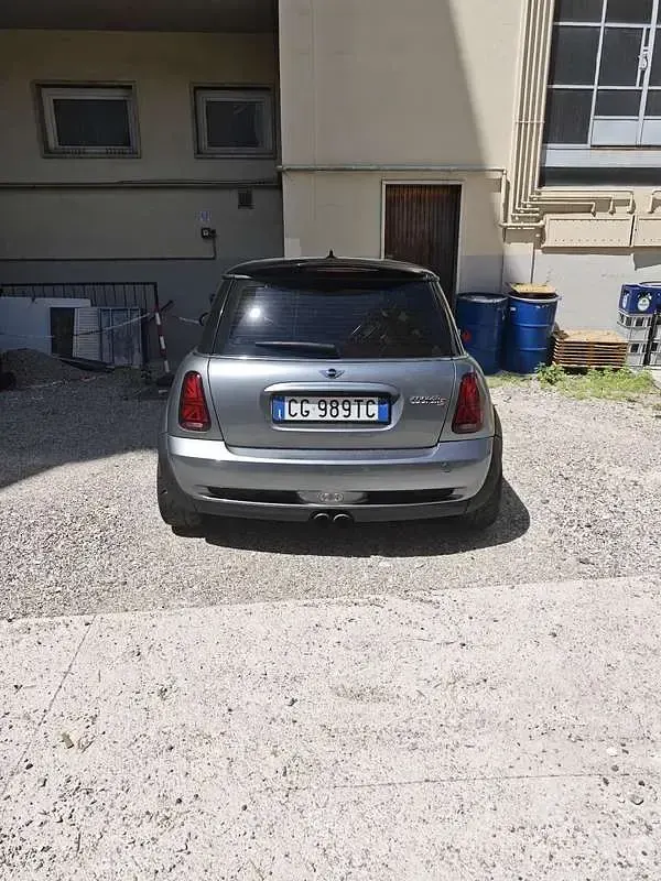 Usata Mini Cooper S 163 CV (119 kW) 2003 Grigio Utilitaria