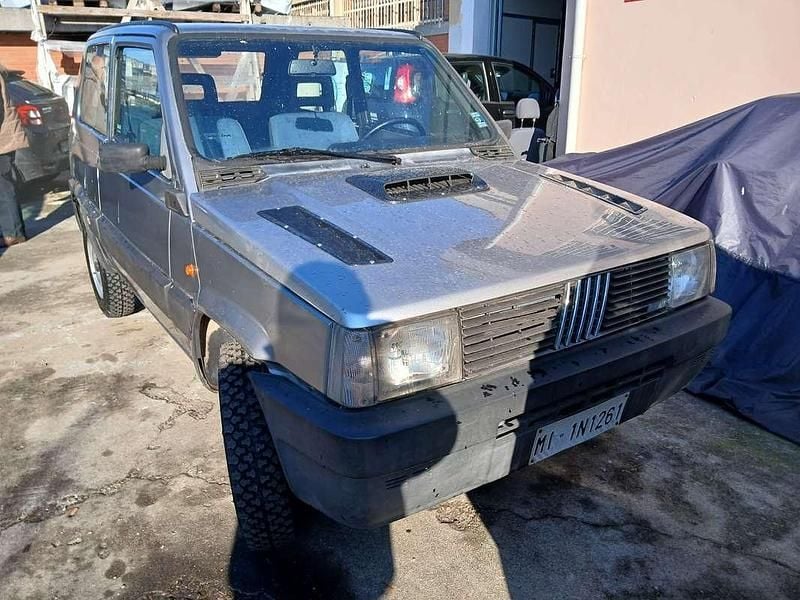 Usata Fiat Panda 4x4 48 CV (35 kW) 1989 Utilitaria