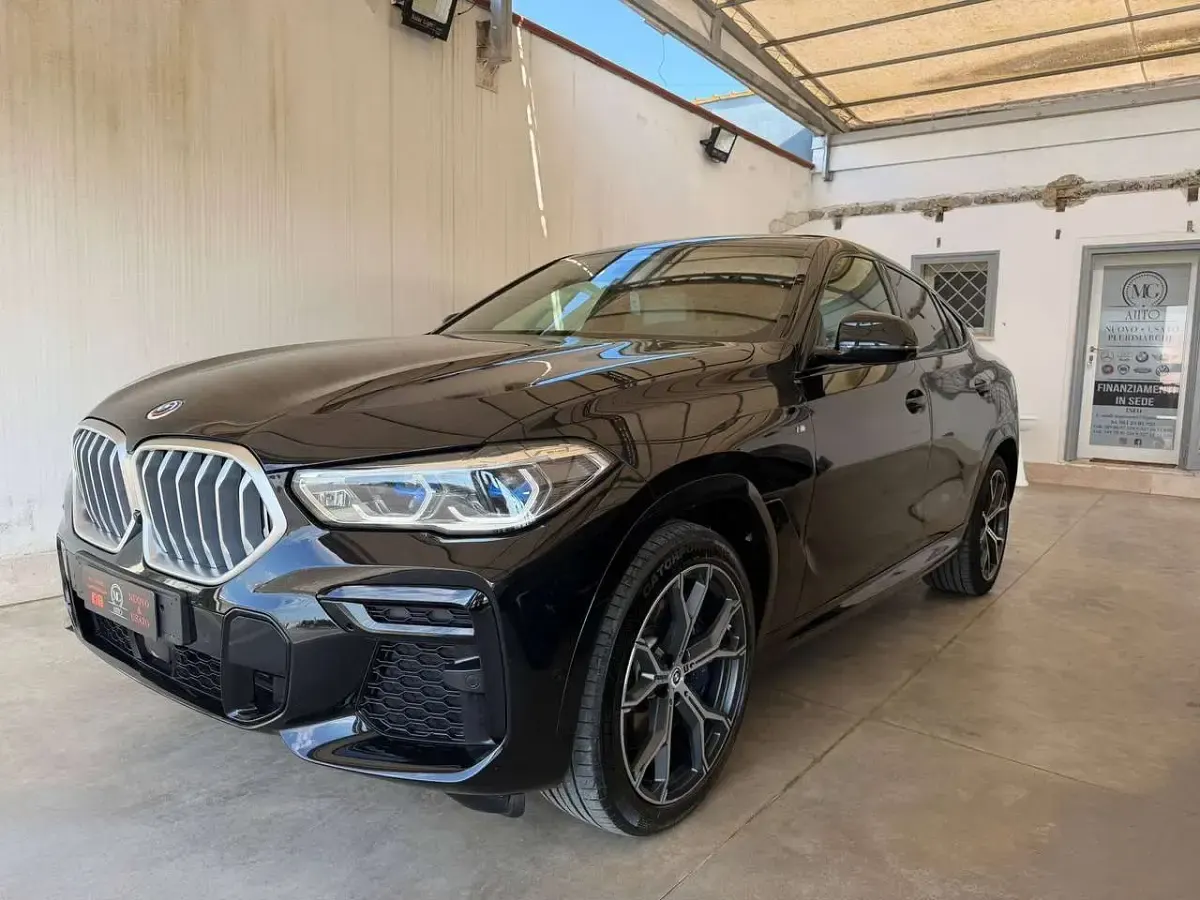 Usata BMW X6 M Sport 340 CV (250 kW) 2023 Nero SUV