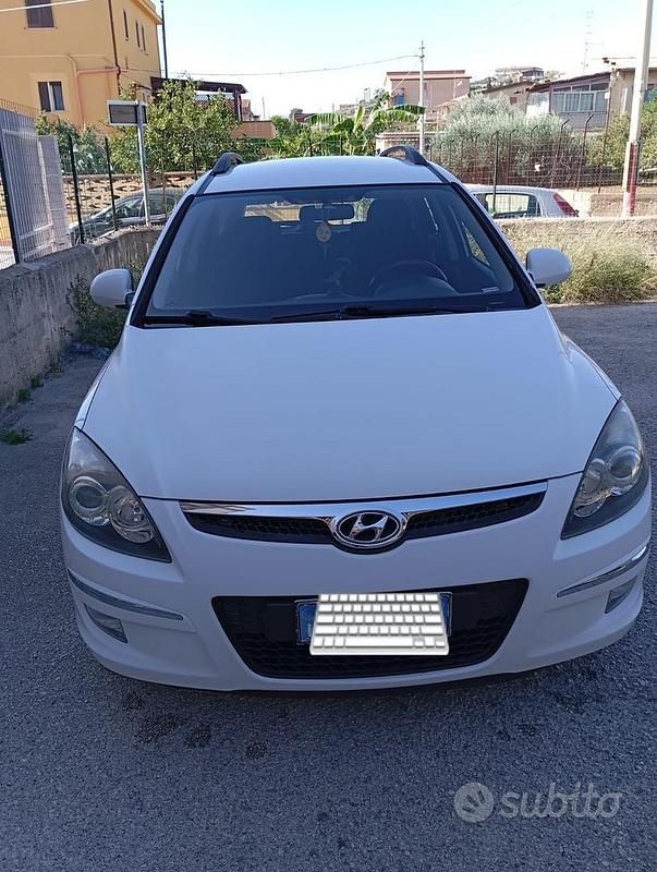 Usata Hyundai i30 90 CV (66 kW) 2010 Bianco Station wagon