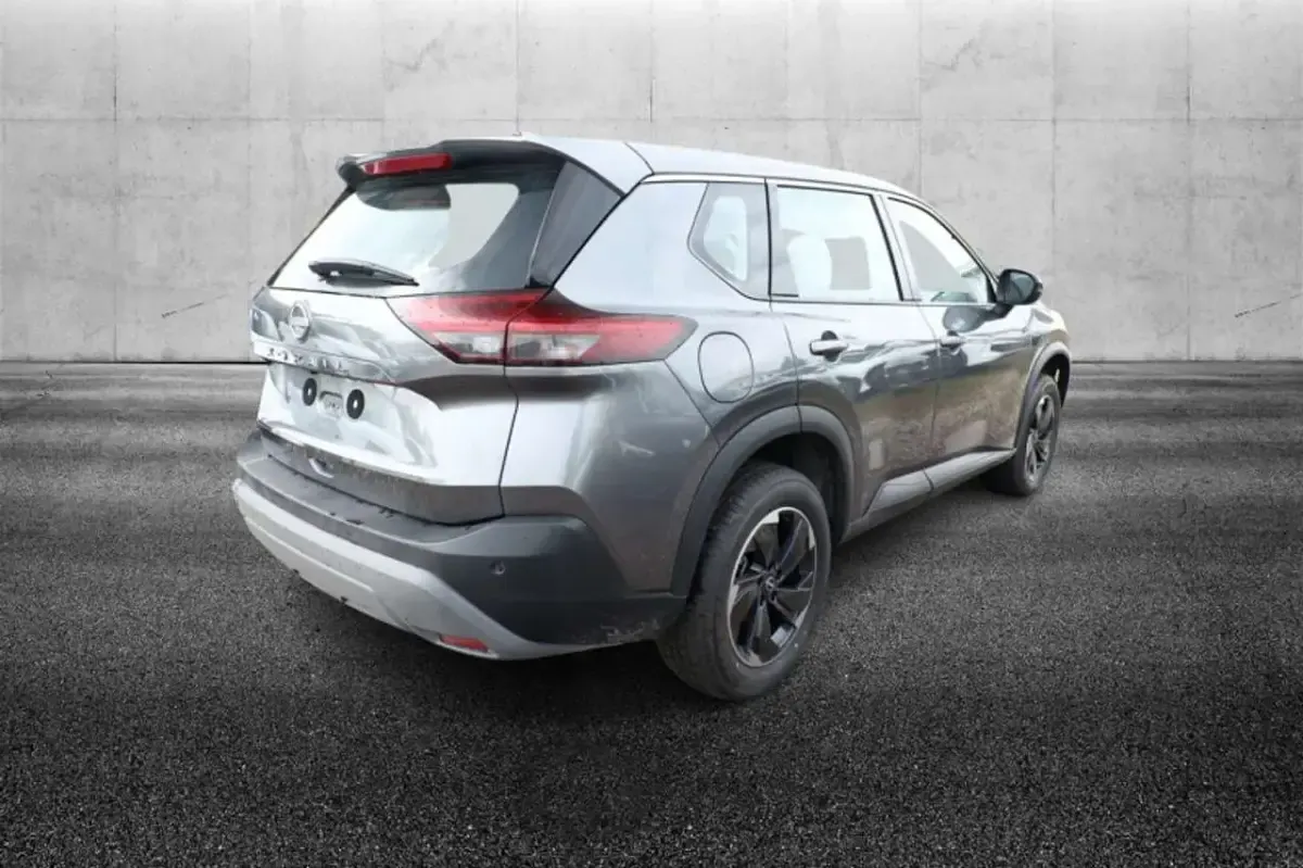 Nuova Nissan X-Trail Acenta 163 CV (119 kW) 2026 Argento SUV