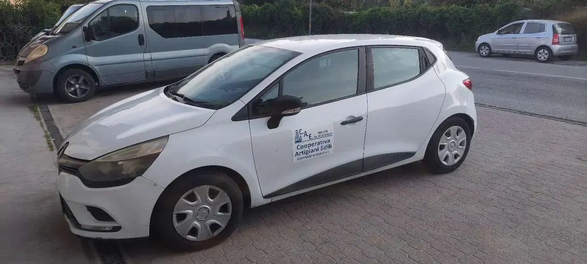 Usata Renault Clio II Campus 64 CV (47 kW) 2008 Berlina
