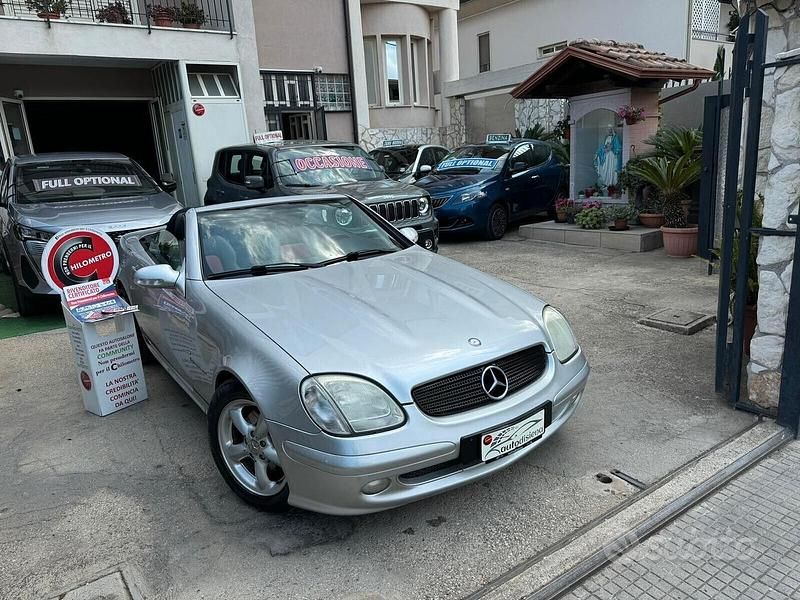 Usata Mercedes SLK200 163 CV (119 kW) 2003 Grigio Cabrio