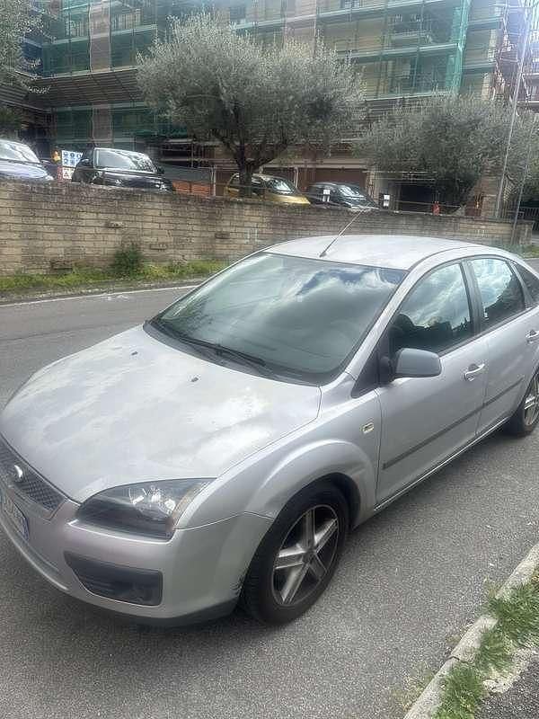Usata Ford Focus 90 CV (66 kW) 2006 Berlina
