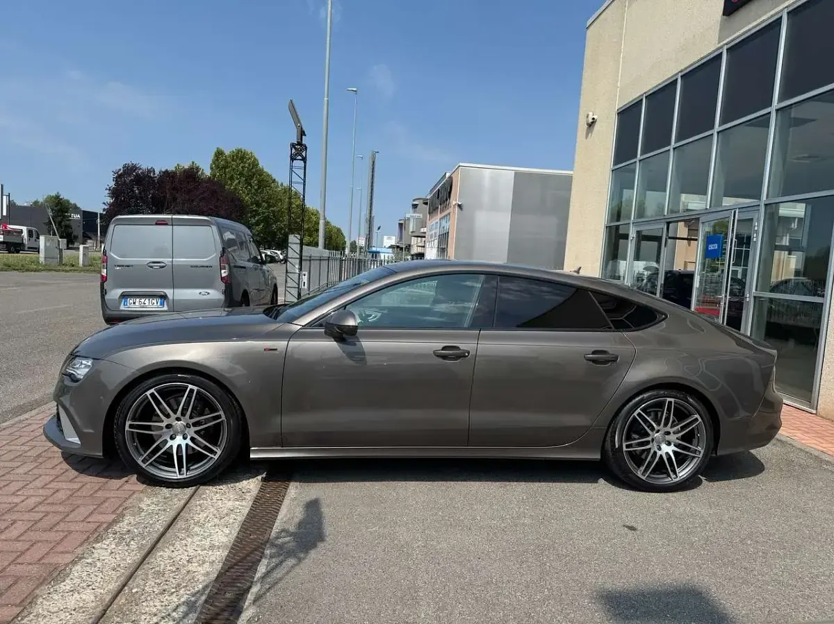 Usata Audi A7 Sportback 245 CV (180 kW) 2011 Grigio Utilitaria