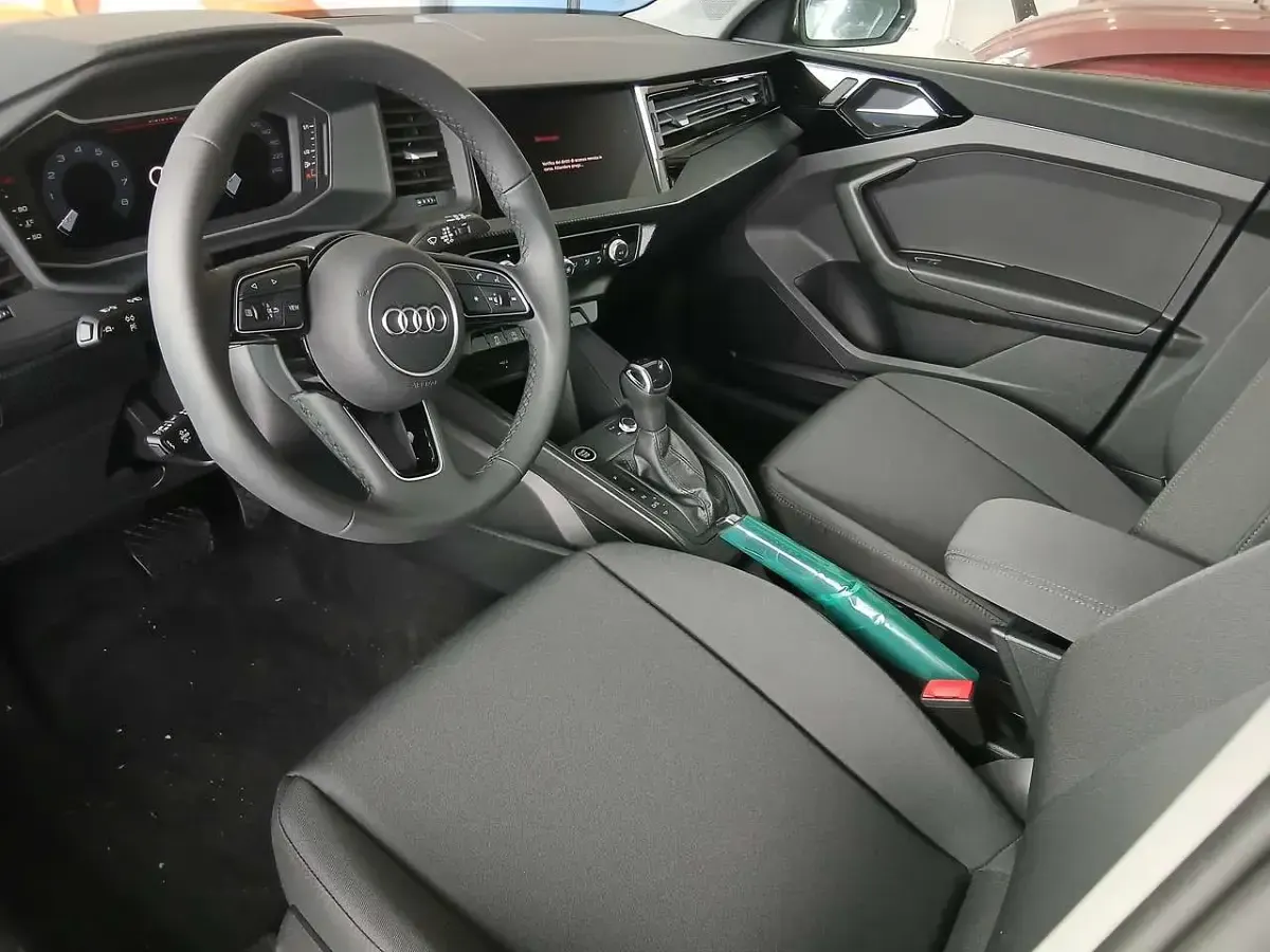 Nuova Audi A1 Sportback Business 116 CV (85 kW) 2026 Bianco Utilitaria