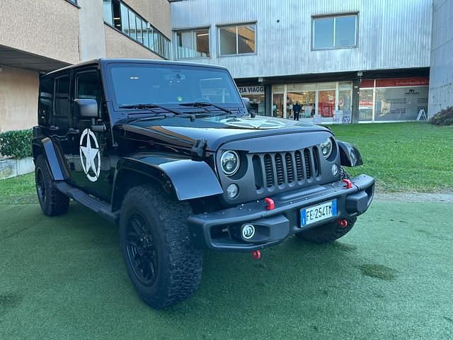 Usata Jeep Wrangler Unlimited Sahara 200 CV (147 kW) 2016 Nero SUV