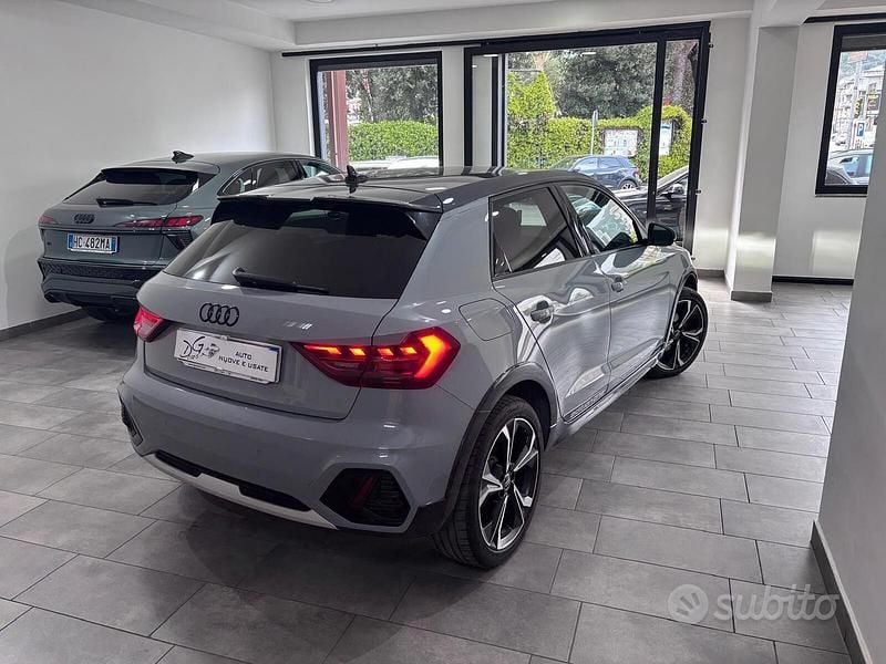 Usata Audi A1 Edition .1 116 CV (85 kW) 2020 Grigio SUV