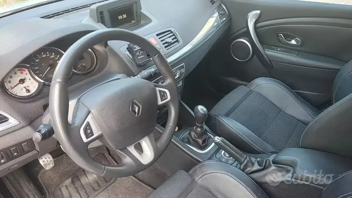 Usata Renault Mégane GT Line GT-Line 110 CV (80 kW) 2011 Bianco Berlina