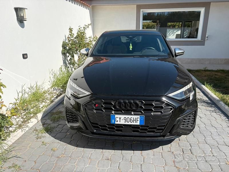 Nero Usata 2023 Audi A3 Coupé | 43.000 € (Molto cara) - Immagine 1/4