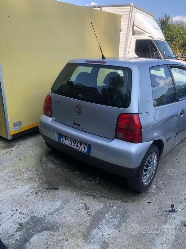 Usata VW Lupo 75 CV (55 kW) 2004 Grigio Utilitaria