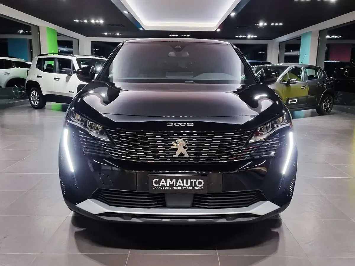 Usata Peugeot 3008 Allure 131 CV (96 kW) 2023 Other SUV