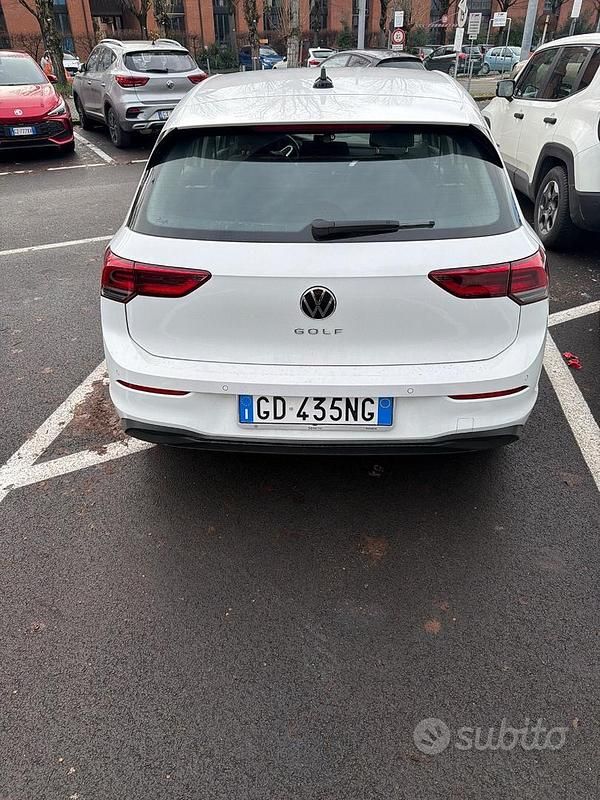 Usata VW Golf VIII 2021 Bianco Berlina