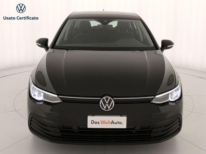 Usata VW Golf VIII Life 115 CV (84 kW) 2020 Nero Utilitaria