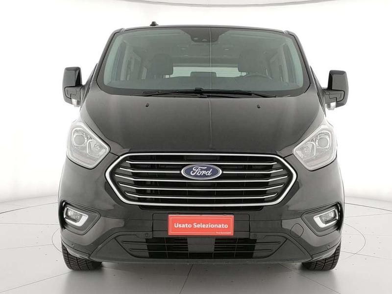 Usata Ford Tourneo Custom Titanium 131 CV (96 kW) 2021 Nero Furgone