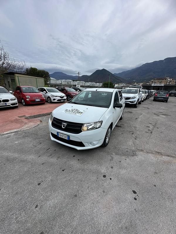 Usata Dacia Sandero 90 CV (66 kW) 2015 Bianco Berlina