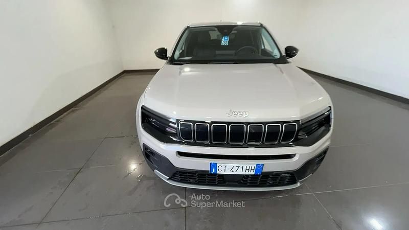 Usata Jeep Avenger Summit 101 CV (74 kW) 2024 Beige SUV