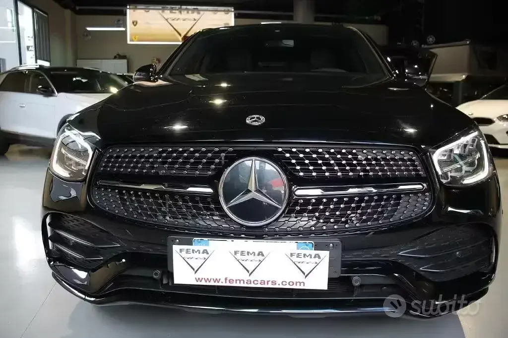 Usata Mercedes GLC300 Premium 245 CV (180 kW) 2022 Nero SUV