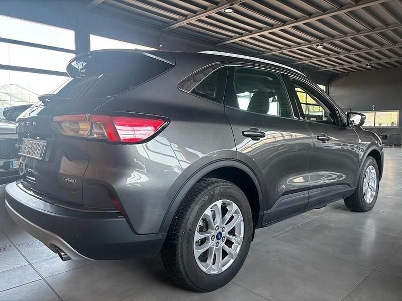 Gebraucht Ford Kuga Titanium 152 PS (111 kW) 2021 Grau SUV