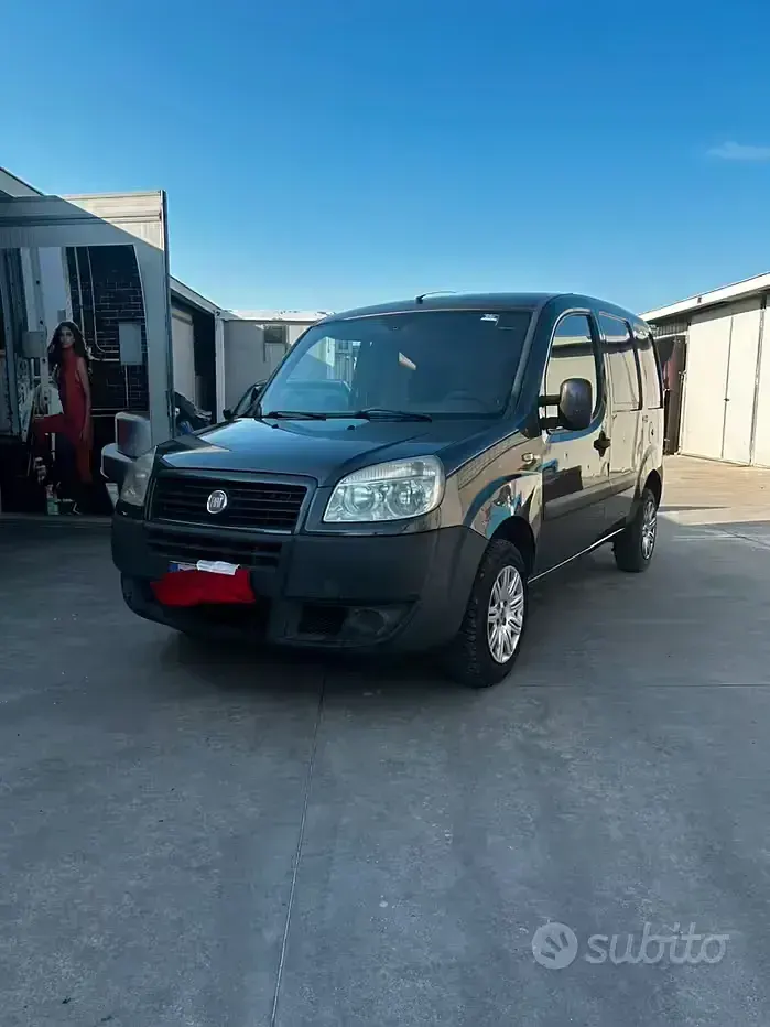 Usata Fiat Doblò 103 CV (75 kW) 2008 Monovolume