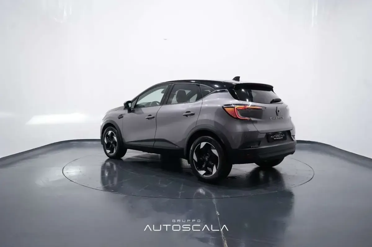 Usata Renault Captur Techno 91 CV (66 kW) 2025 Be style milano ( grigio cass SUV
