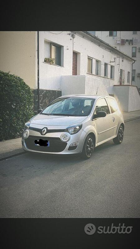 Usato 2013 Renault Twingo 1.1 Benzin 75 CV (8.000 €)