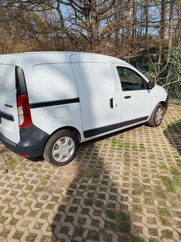 Usata Dacia Dokker Essentiel 90 CV (66 kW) 2018 Monovolume