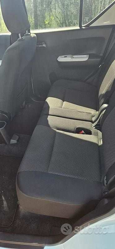 Usata Suzuki Ignis 90 CV (66 kW) 2017 Bianco SUV