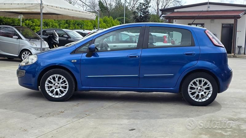 Usata Fiat Punto Evo 75 CV (55 kW) 2010 Blu Utilitaria