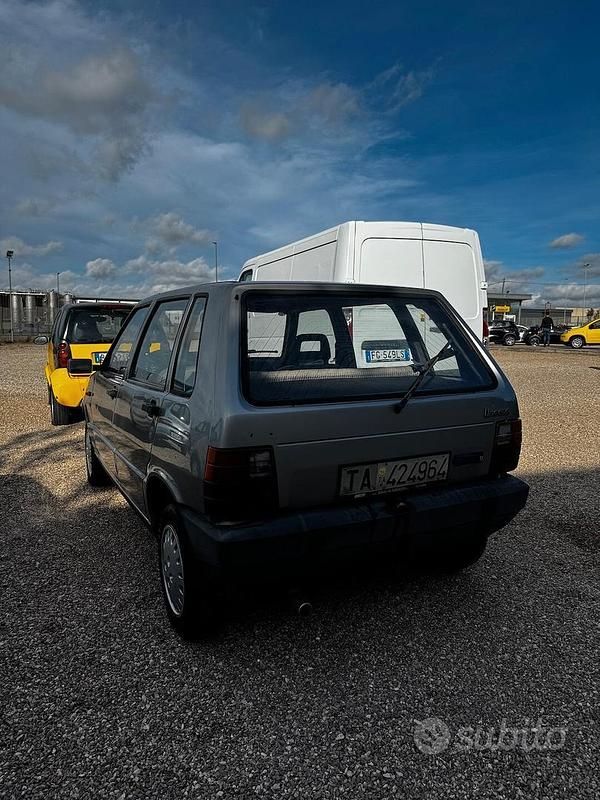 Occasion Fiat Uno S 58 ch (42 kW) 1989 Gris Citadine