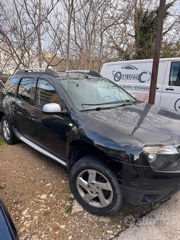 Usata Dacia Duster 110 CV (80 kW) 2012 Nero SUV