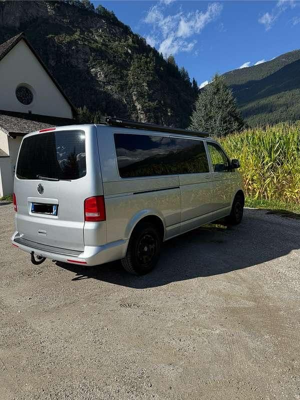Usata VW T5 Comfortline 140 CV (102 kW) 2012 Grigio Furgone