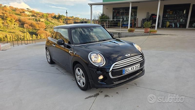 Usata Mini Cooper Coupé 136 CV (100 kW) 2014 Nero Coupé