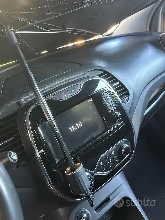 Occasion Renault Captur 90 ch (66 kW) 2017 Gris SUV