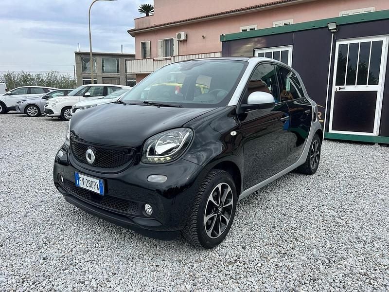 Usata Smart ForFour Passion 70 CV (51 kW) 2019 Nero Utilitaria