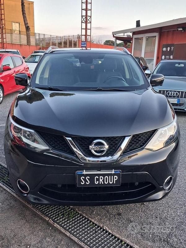 Usata Nissan Qashqai Tekna 131 CV (96 kW) 2017 Nero SUV