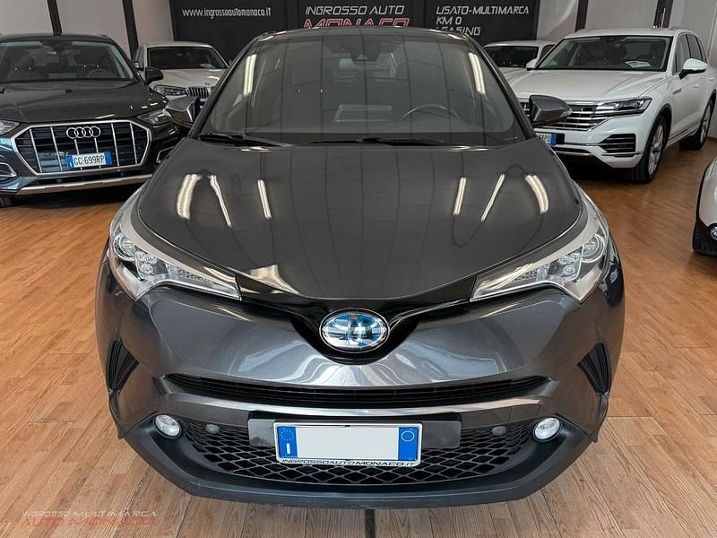 Usata Toyota C-HR 97 CV (71 kW) 2018 Grigio SUV
