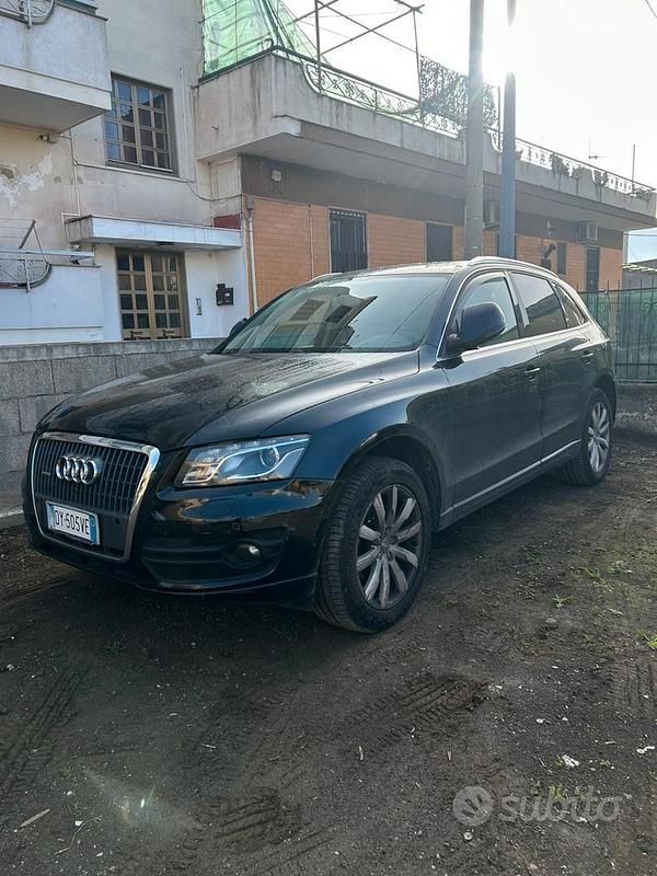 Nero Usata 2009 Audi Q5 SUV | 6800 € (Super prezzo) - Immagine 1/4