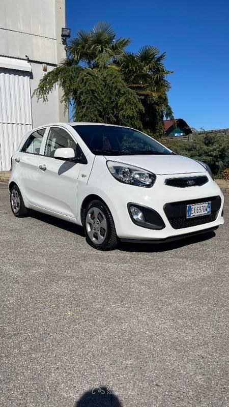 Usata Kia Picanto 69 CV (50 kW) 2014 Bianco Utilitaria