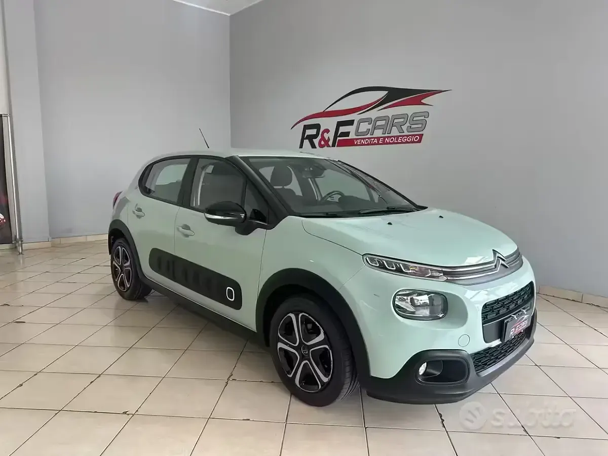 Usata Citroën C3 Shine 75 CV (55 kW) 2017 Verde Berlina