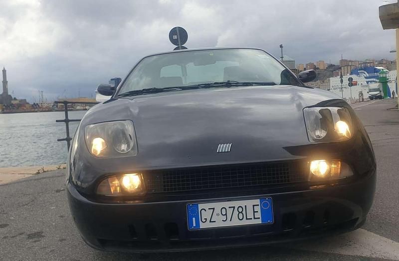 Usata Fiat Coupé 139 CV (102 kW) 1995 Blu/azzurro Coupé