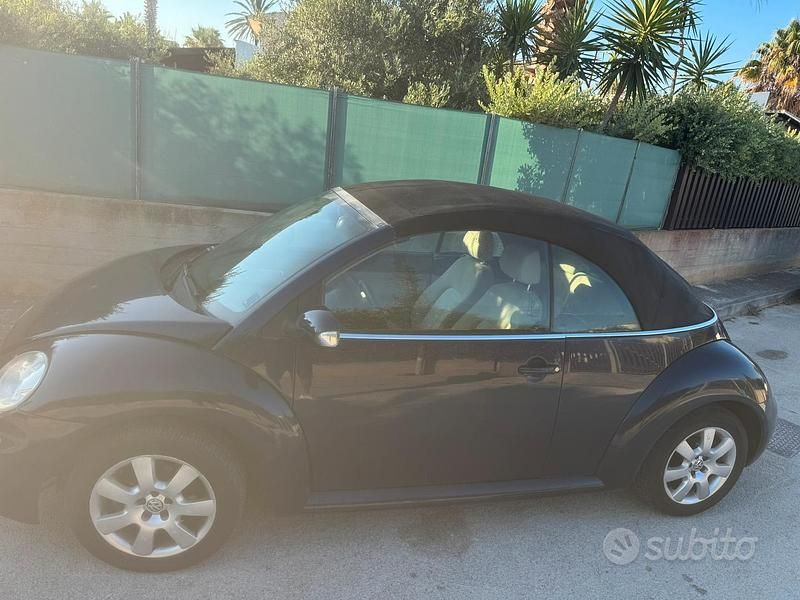 Usata VW Beetle Cabriolet 2004 Blu Cabrio