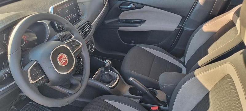 Usata Fiat Tipo Lounge 95 CV (69 kW) 2019 Grigio Berlina