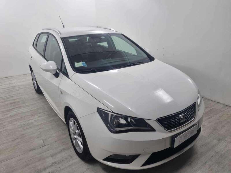 Usata Seat Ibiza ST CONNECT 90 CV (66 kW) 2015 Bianco Station wagon