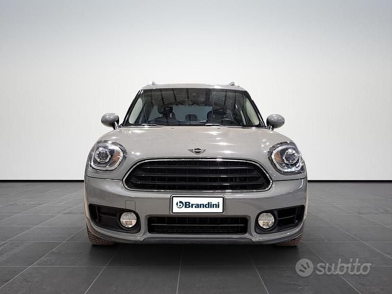 Usata Mini One Countryman 102 CV (75 kW) 2019 Grigio SUV