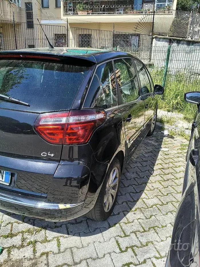 Usata Citroën C4 Picasso 112 CV (82 kW) 2012 Nero Monovolume