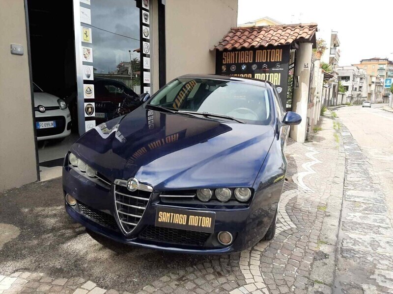 Usato 2007 Alfa Romeo 159 1.9 Diesel 120 CV (2.700 €)